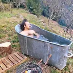 アパート Clede Lovee Dans La Foret Et Sa Riviere